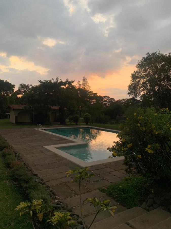 Hermoso Apartamento Cerca Del Aeropuerto San Antonio De Belen エクステリア 写真